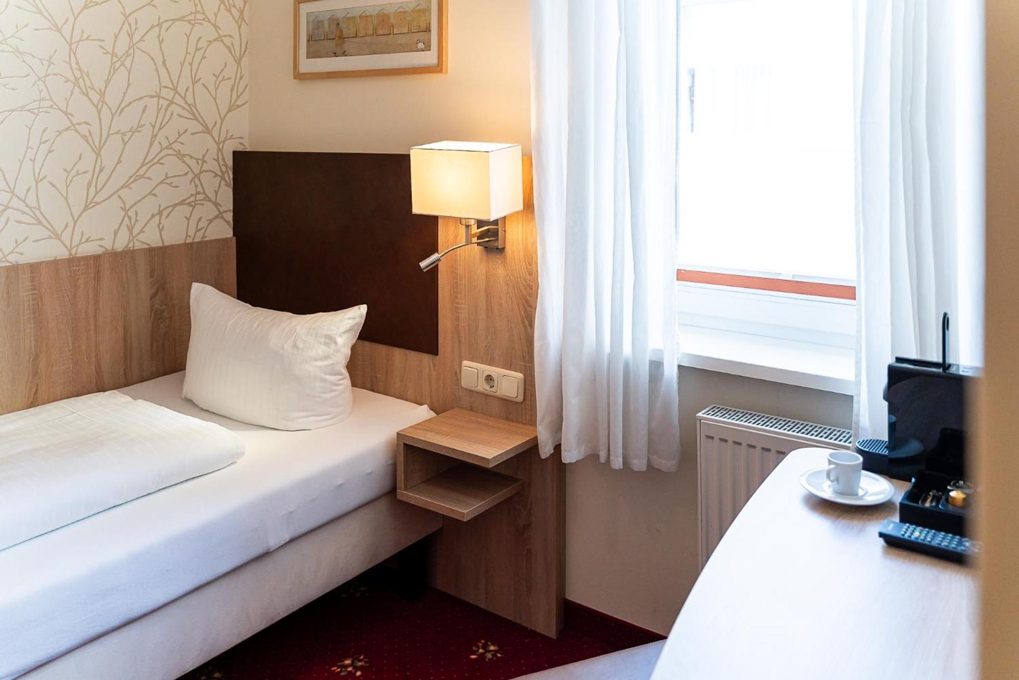 Sleepbeeone Wilhelmshaven Hotel Luaran gambar