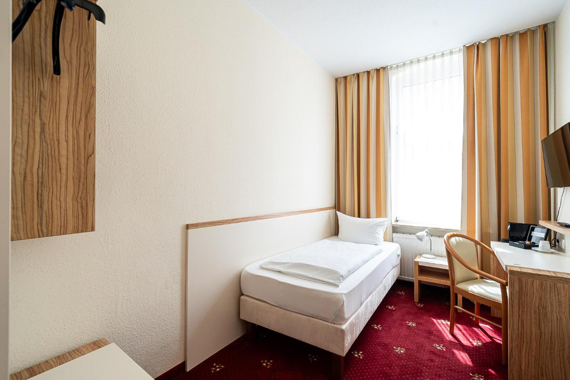 Sleepbeeone Wilhelmshaven Hotel Luaran gambar